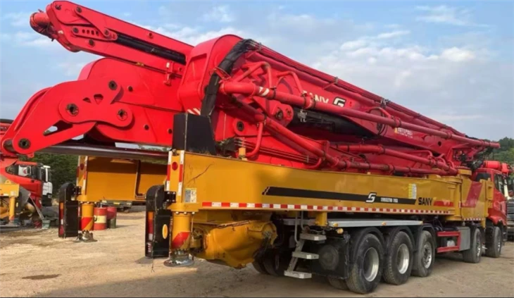 52 Meter Mobile Truck Mounted Concrete Pump Truck suppliers