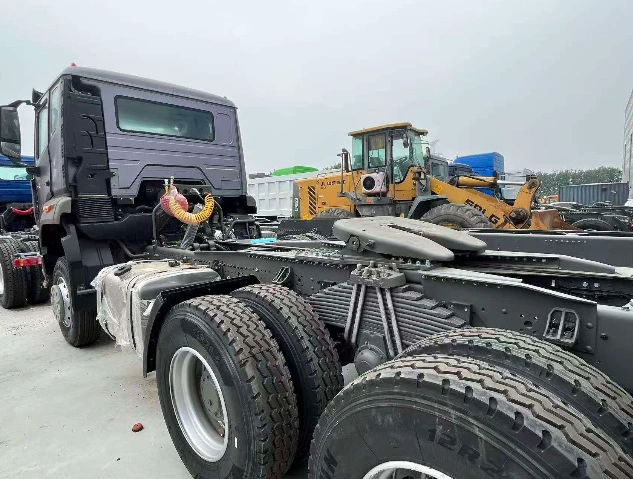 6x4 420 Horsepower Shaanxi Automobile F3000 Tractor Towing Head high quality
