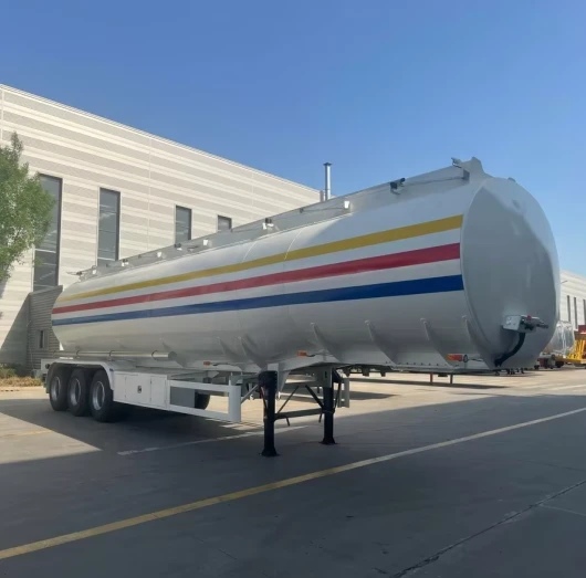 Carbon Steel Liquid Transport Semi Trailer factory