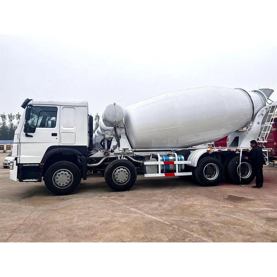 Concrete Mixer Truck Suitable For Urban Construction suppliers
