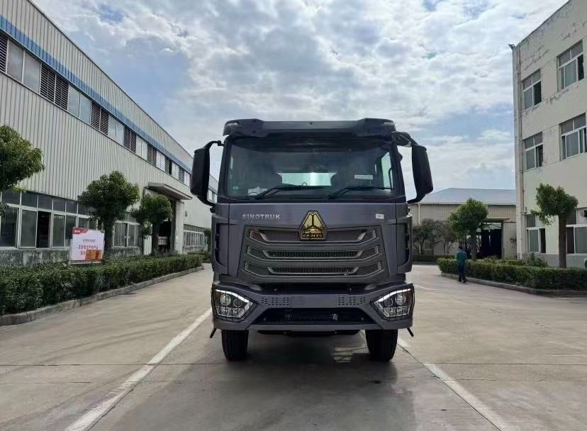 Haohan NX 4 × 2 Concrete Mixer Truck factory