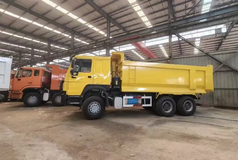 Heavy Truck HOWO 6 × 4 Dump Truck