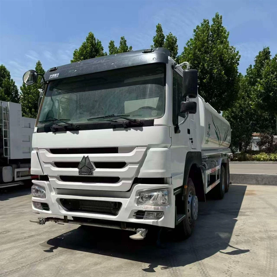 HOWO 6x4 20 Cubic Water Tanker Truck high quality