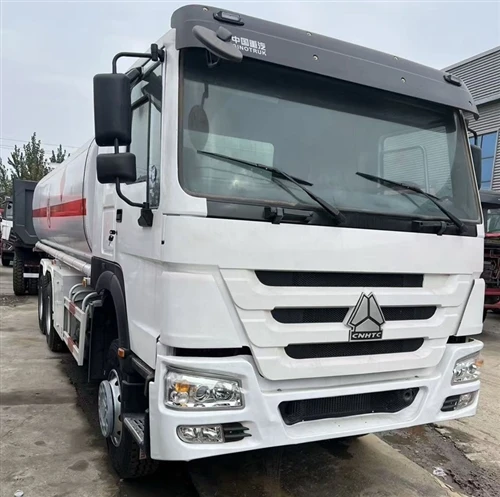 Howo 6x4 Fuel Tank Truck