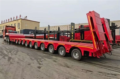 Batch Departure From The Workshop Site, HOWO 6 × 4 Dump Truck Head Matched With Low Flatbed Trail...