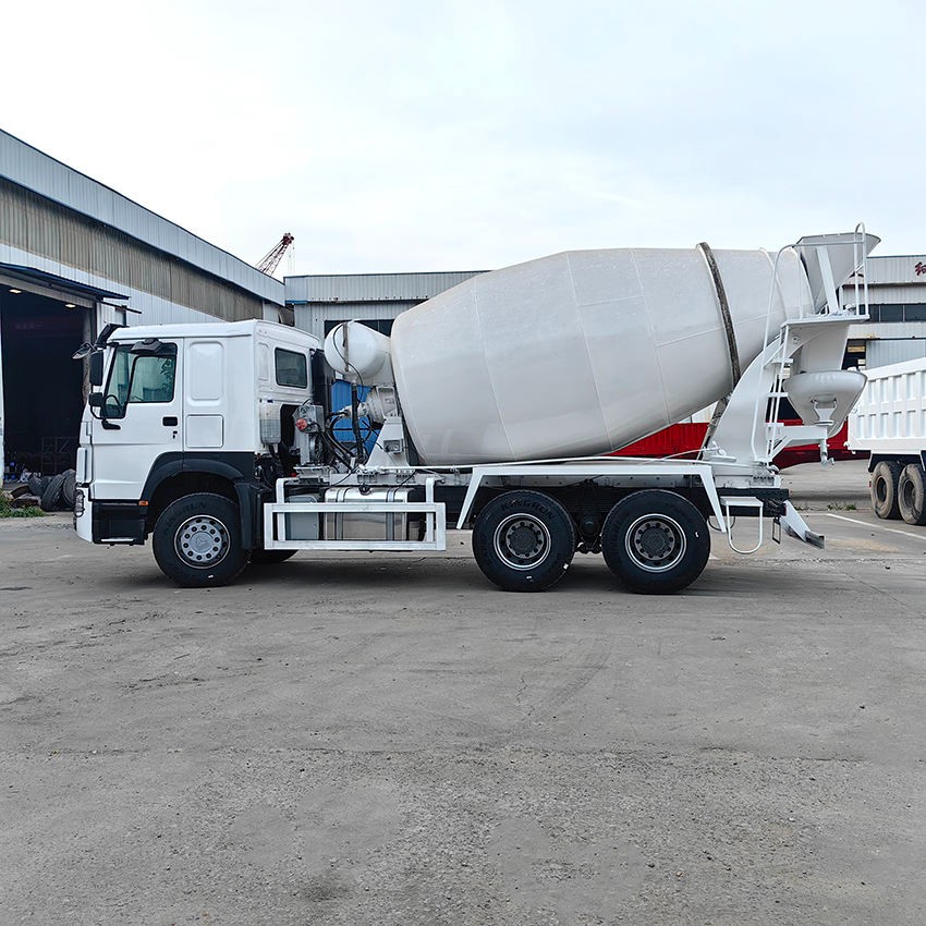 SINOTRUK HOWO 6x4 Used Concrete Truck Mixer factory