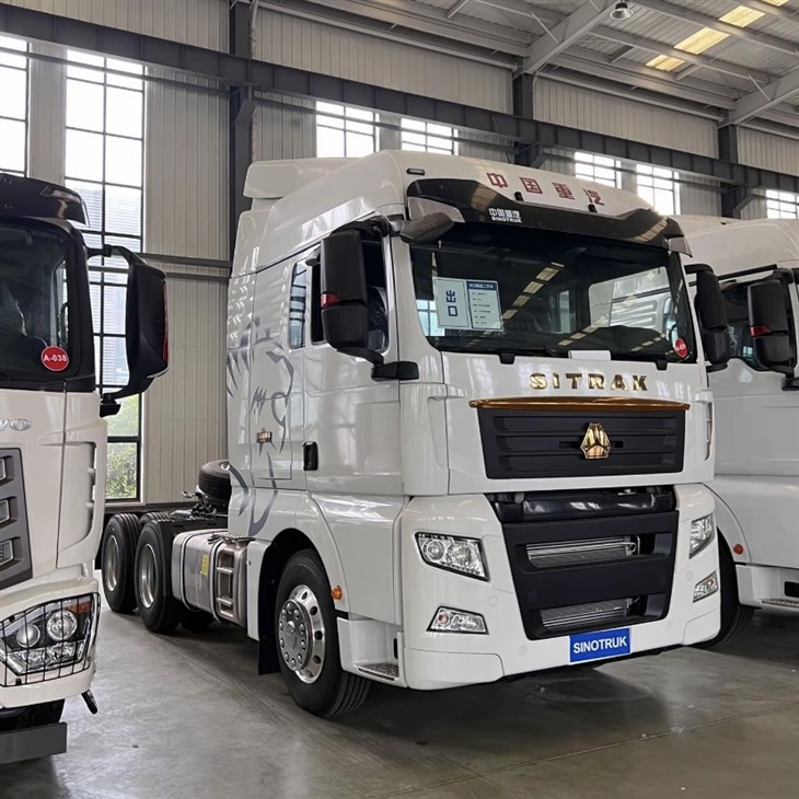 Sinotruk Sitrak C7H 6×4 Tractor Truck