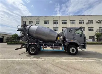 Heavy Truck Haohan NX 4 × 2 Concrete Mixer Truck