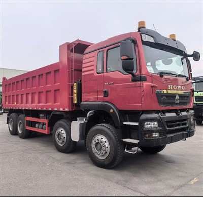 Heavy Duty Truck HOWO 8 × 4 Dump Truck