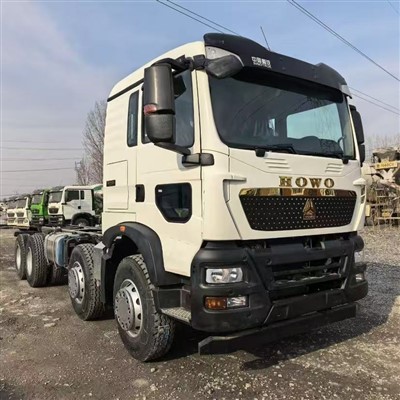 Made in China HOWO TX 8 × 4 Heavy-duty Chassis Vehicle 350HP